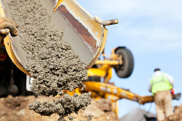 Best Concrete Driveway Installation  in Silverton, OH