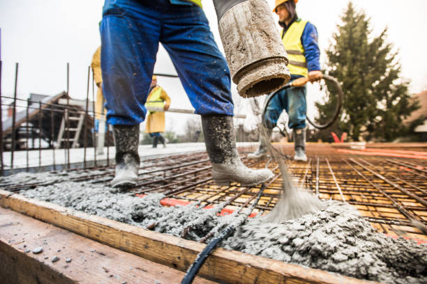 Best Concrete Driveway Installation  in Silverton, OH